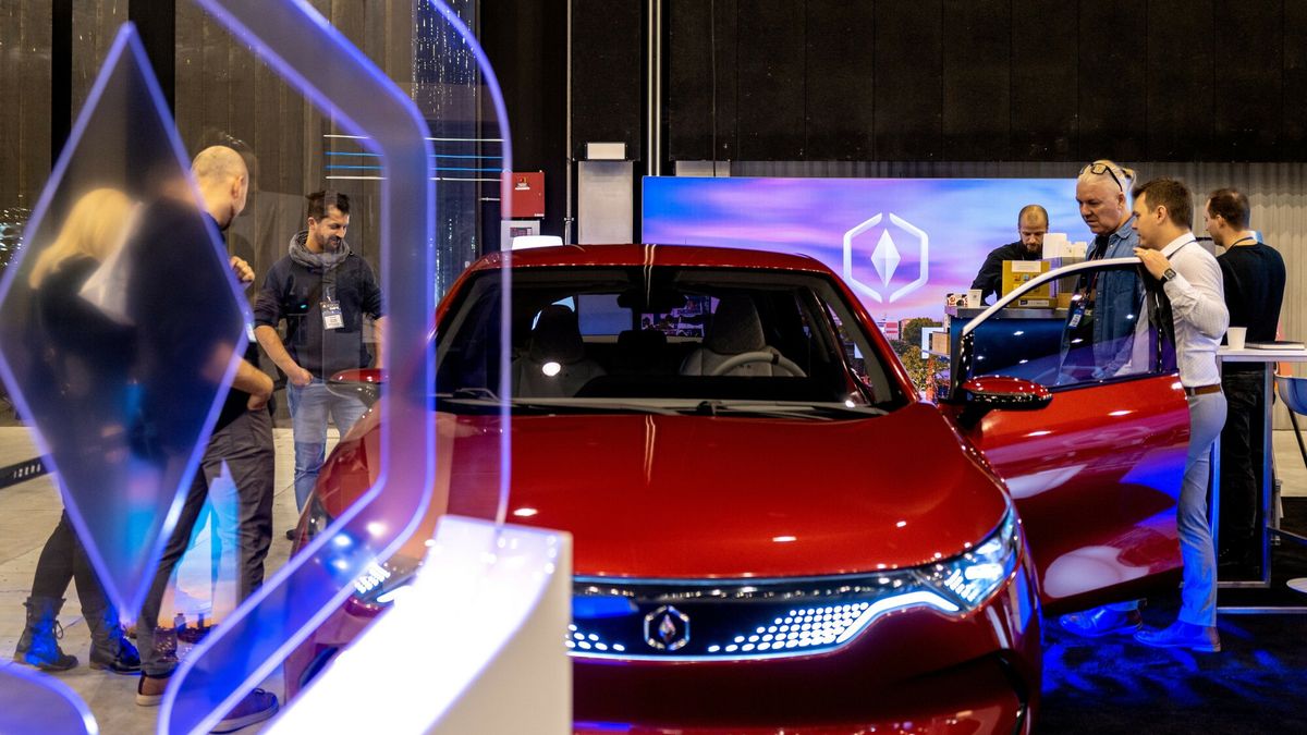 Produkcja polskiego samochodu elektrycznego Izera pod znakiem zapytania