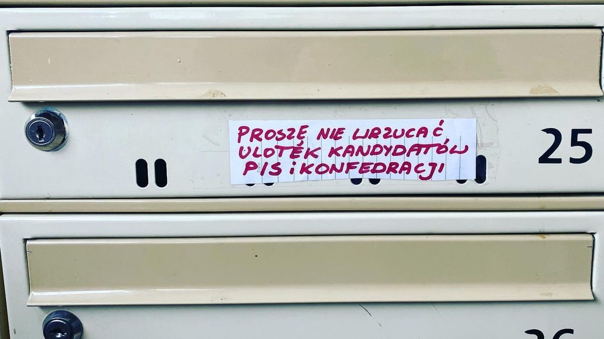 Skrzynka pocztowa w Wejherowie.