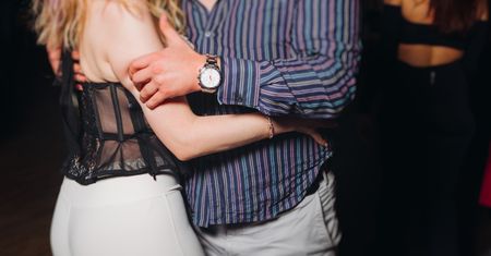 Najlepsza różnica wieku w związku. Obliczenia naukowców