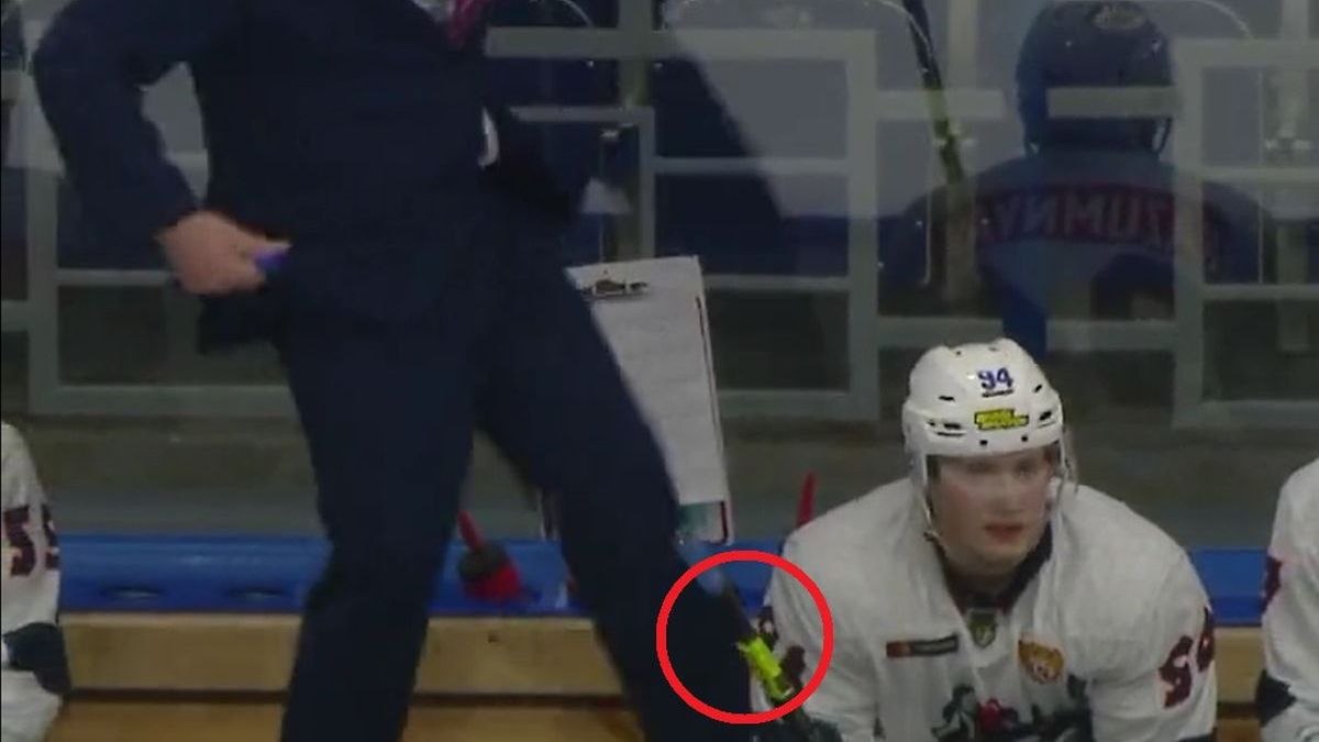 Trener został zwolniony po tej akcji