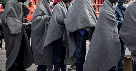 Tak załatwiano dokumenty migrantom. Skandal we Włoszech