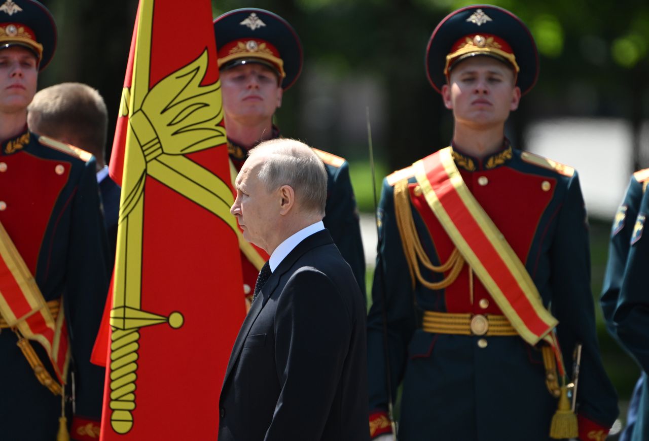 Władimir Putin miał jeden komunikat dla Jewgienija Prigożyna - zdrajcy zostaną ukarani. Tak przekazał w specjalnym wystąpieniu telewizyjnym 