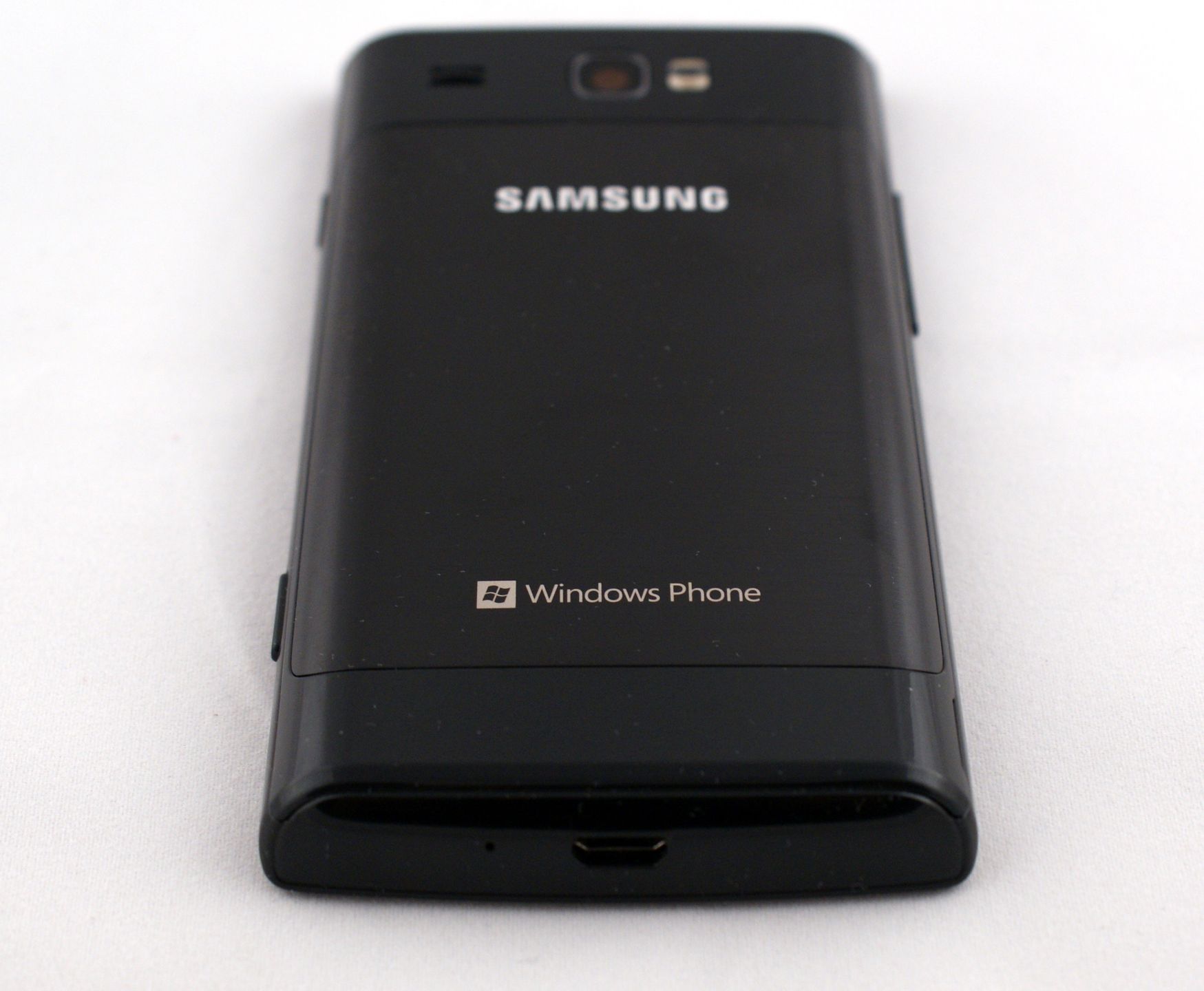 Samsung Omnia W - elegancki Windows Phone [test] 2