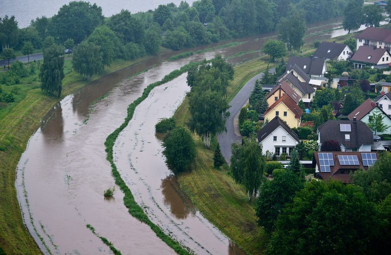 Powódź w Niemczech coraz groźniejsza. Stan klęski w Bawarii i Saksonii