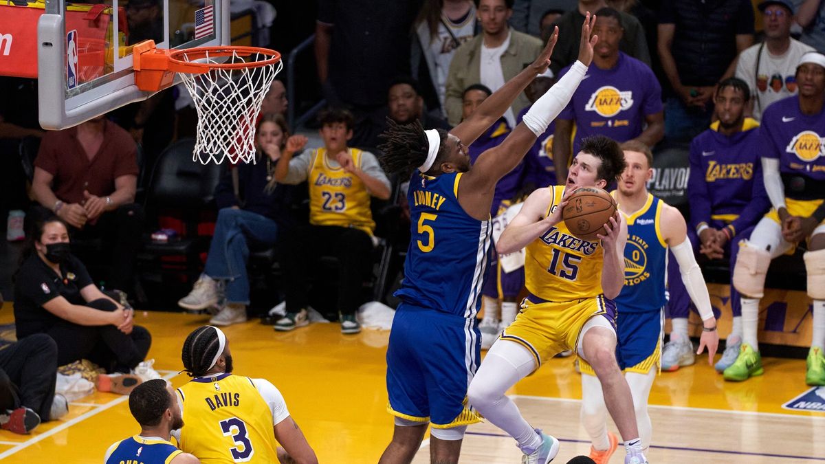 Koszykarze podczas meczu Golden State Wariors - Los Angeles Lakers
