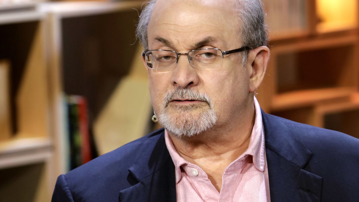 Salman Rushdie ma obecnie 75 lat