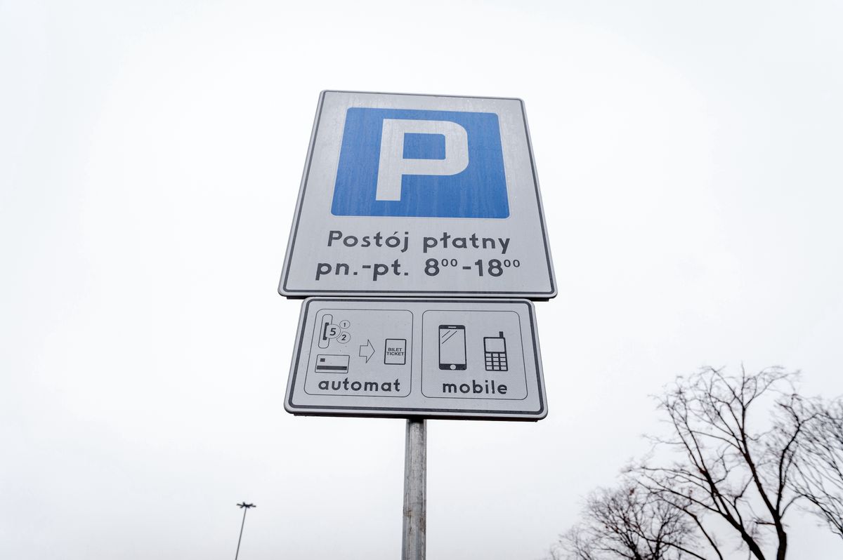Warszawa. Będzie bezpłatne parkowanie dla kolejnych pracowników służby zdrowia