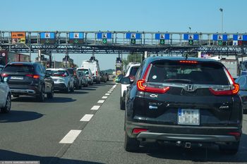 KAS wysyła pisma do kierowców. 500 zł kary za przejazd
