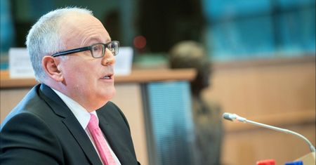 Polska wciąż na cenzurowanym. Większość Unii za kontrolą praworządności