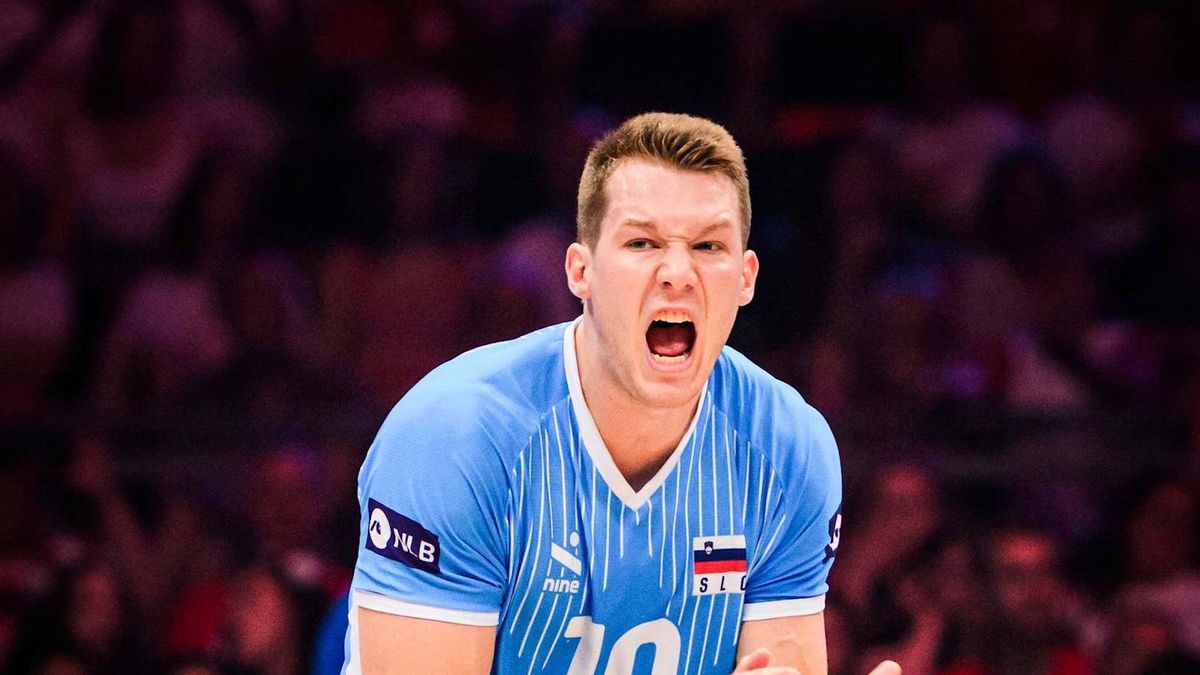 Zdjęcie okładkowe artykułu: Materiały prasowe / Volleyball World / Na zdjęciu: Rok Możić