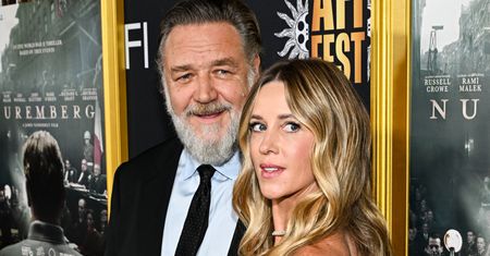 Russell Crowe ucina spekulacje o ślubie. Aktor mówi, dlaczego nie zamierza się żenić