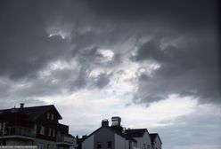 Niebezpieczna pogoda w Ustroniu Morskim. Trąba powietrzna przeszła przez miasto