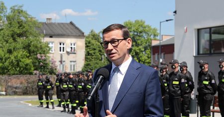 Gdzie stanie polska elektrownia jądrowa? "W grę wchodzą 3 lokalizacje" - mówi premier