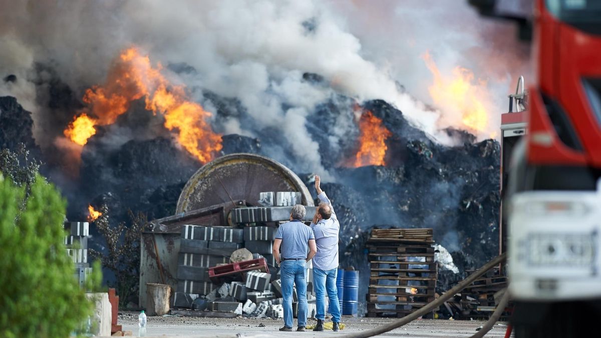 Na każdej tonie śmieci z zachodu zarobić można około 200 zł. Biznes byłby mniej opłacalny, gdyby trzeba było je przerabiać, ale przecież można je spalić.