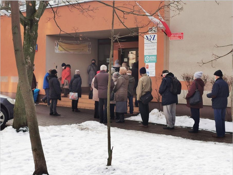 Szczepionka na COVID. Problemy z kolejnym etapem rejestracji