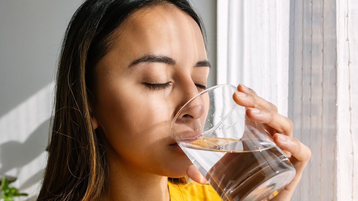 Jak wskazują badania, woda nie nawadnia najlepiej