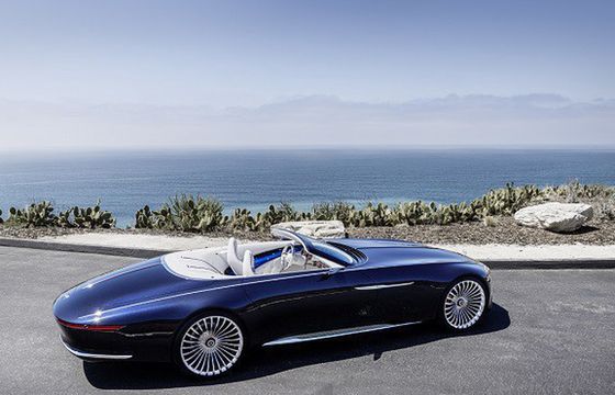 Mercedes pokazał nowy model kabrioletu Maybach