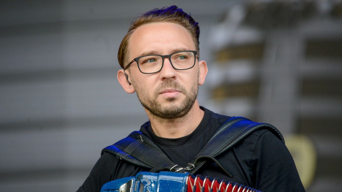 East News / Tadeusz Wypych/REPORTER / Na zdjęciu: Piotr Sołoducha, lider zespołu Enej