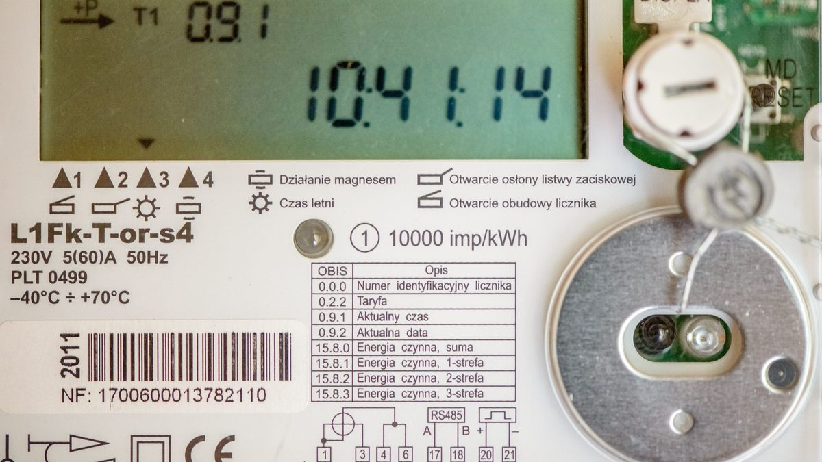 Licznik energiiNarewka, 02.06.2013. Licznik energii elektrycznej. (wp/awol) PAP/Wojciech PacewiczWojciech Pacewiczcena, elektryczna, elektrycznej, energia, ilustracja, koszt, Licznik energii, op�aty licznikowe, plomba, pr�d, rachunki, tani, wskazanie, zabezpieczenie, zaplombowany, zu�ycie