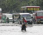 2000 osób zginęło w wyniku powodzi w Azji Południowej