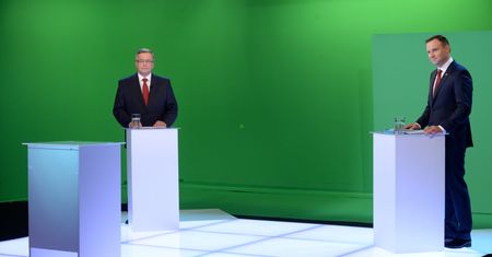 Reforma emerytalna. Wizja Komorowskego kontra Dudy