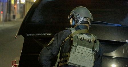 Tysiące euro za zabicie policjanta? Gazeta zbliżona do Al-Kaidy publikuje bulwersujące ogłoszenie