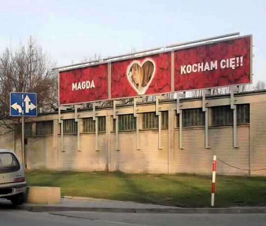 Powiedz "kocham Cię" na billboardzie