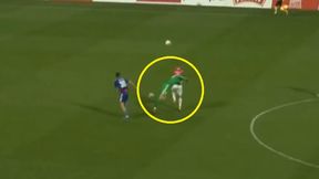 Kuriozalna interwencja bramkarza. Od razu zobaczył czerwoną kartkę