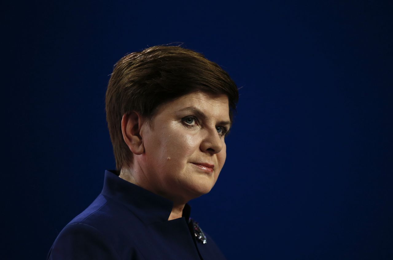 "To absurd". Beata Szydło komentuje ruch KE ws. kar dla Polski