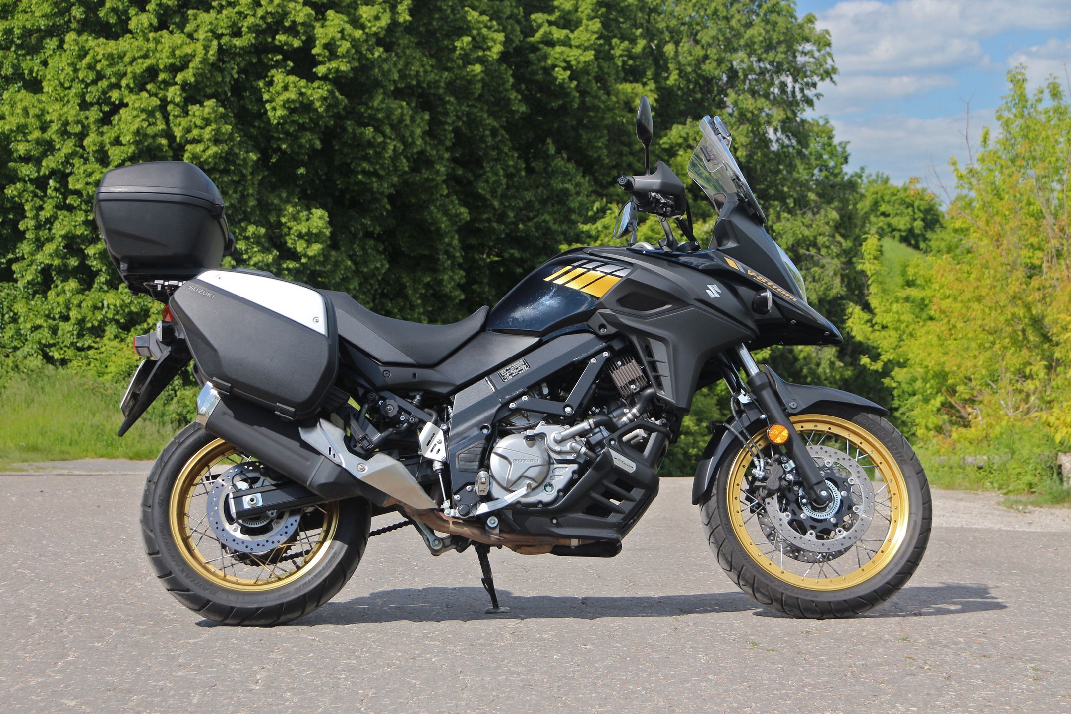Suzuki V-Strom 650XT Travel Pack