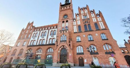Słupsk: Ile kosztowały służbowe podróże? Ratusz publikuje zestawienie