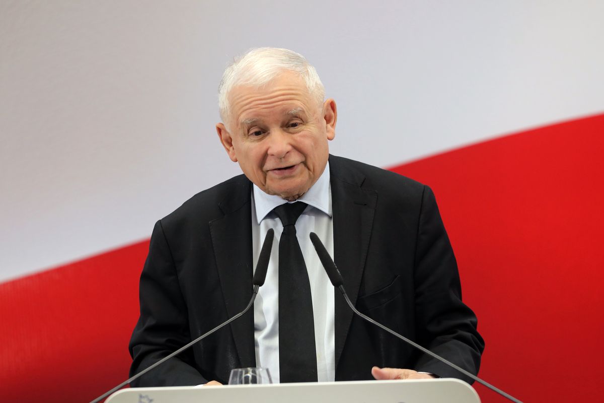 Prezes PiS Jarosław Kaczyński chce opóźnić wybory samorządowe