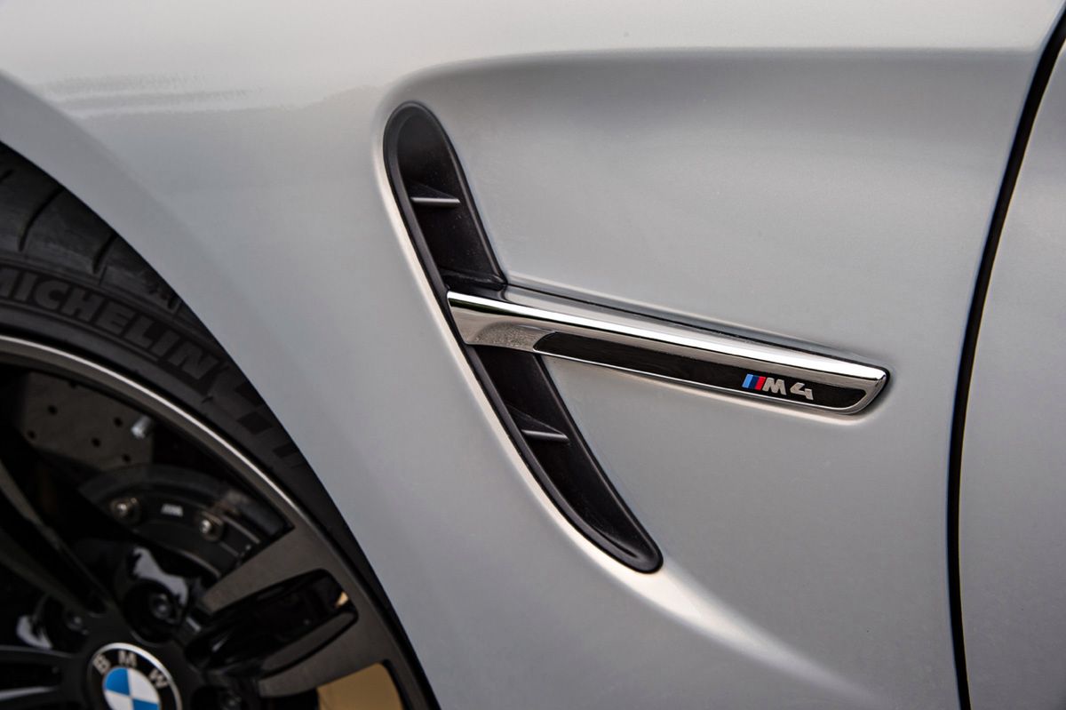 Ogromna galeria zdjęć z kabrioletem BMW M4 72
