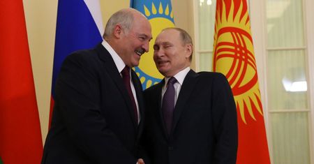 Łukaszenka i Putin na skraju przepaści. Ich los rozstrzygnie się w Ukrainie