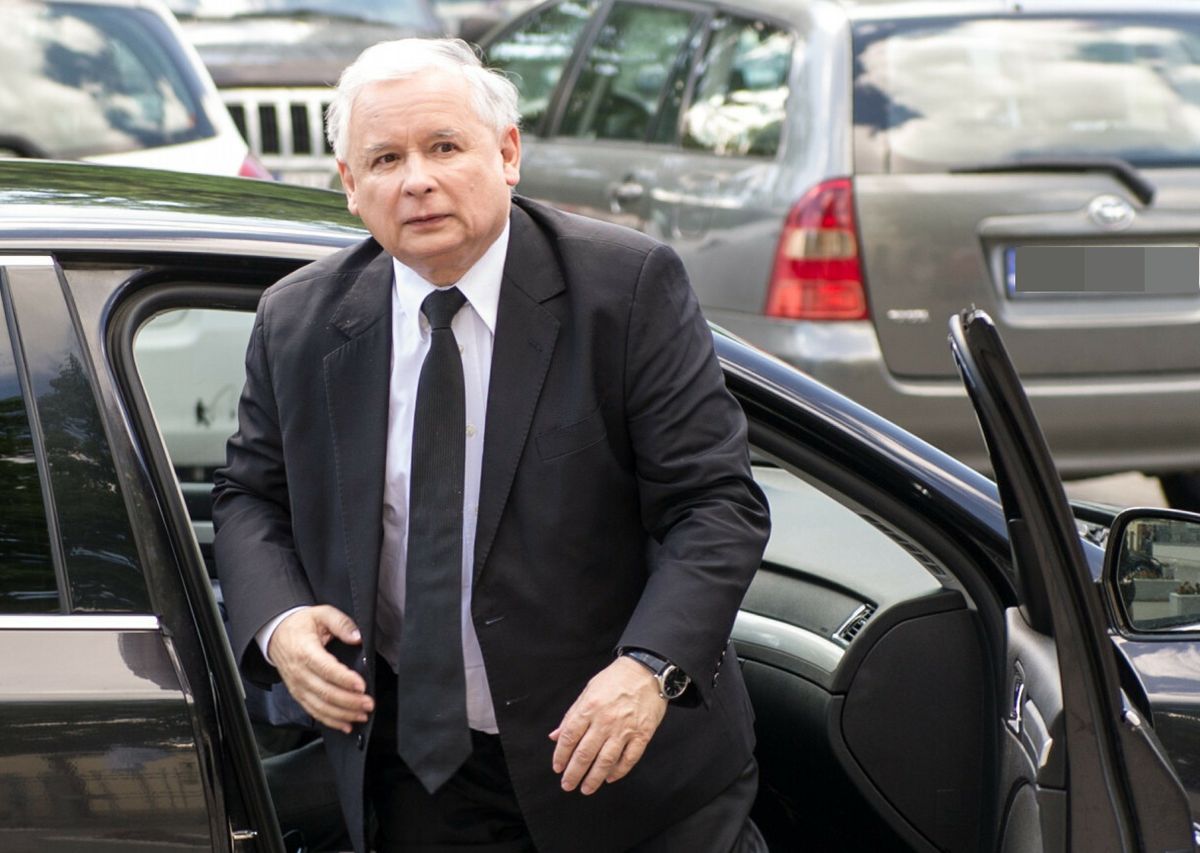 Według relacji byłego szofera Jarosław Kaczyński lubi jeździć z przodu