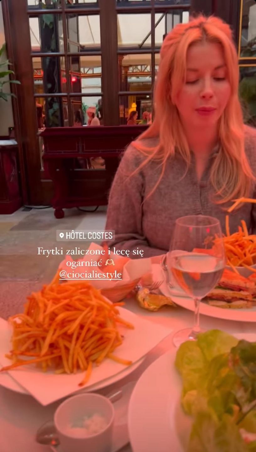 Jessica Mercedes na premierze "Emily w Paryżu"