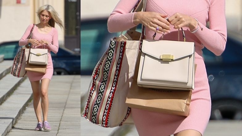 Magdalena Ogórek spaceruje po Warszawie