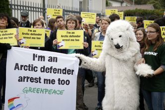 Dzień mobilizacji Greenpeace'u w obronie aresztowanych działaczy
