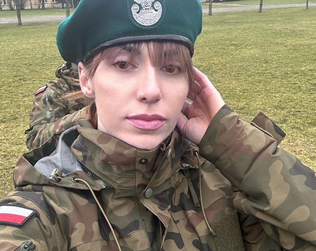 Marianna Schreiber systematycznie relacjonuje swój pobyt w wojsku