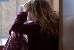 Tak wyglądał jej pierwszy seks. "Żałuję tych wspomnień"