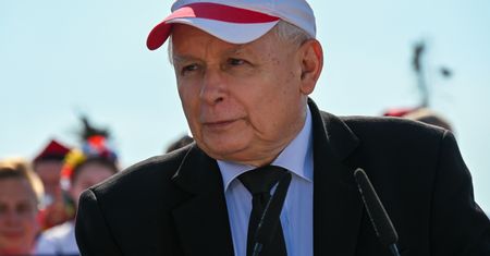 Niespotykany atak Kaczyńskiego na Tuska. Wysyła go na Białoruś