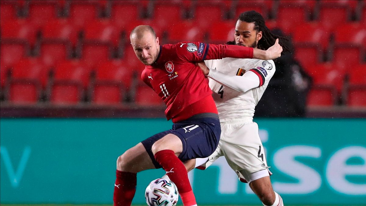  Michael Krmencik i Jason Denayer