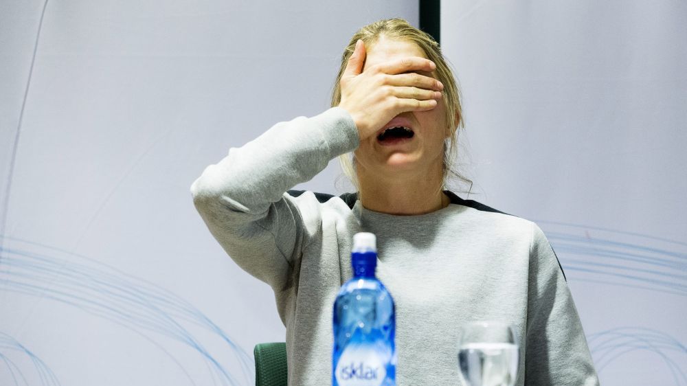 Therese Johaug na konferencji prasowej po pozytywnym wyniku testu antydopingowego