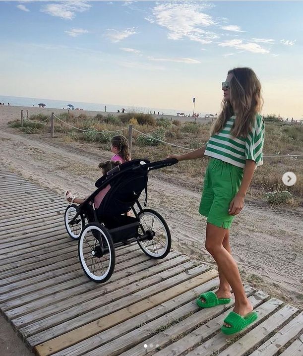 Anna Lewandowska relacjonuje pierwszy dzień Klary w nowej szkole