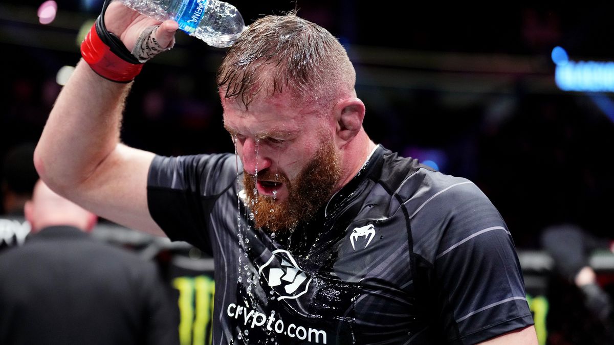 LAS VEGAS, NEVADA - DECEMBER 10: Jan Blachowicz of Poland reacts after his split draw decision against Magomed Ankalaev of Russia in their UFC light heavyweight championship fight during the UFC 282 event at T-Mobile Arena on December 10, 2022 in Las Vegas, Nevada. (Photo by Chris Unger/Zuffa LLC)