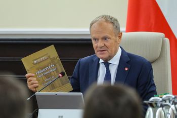 Tusk poinformował o odejściu ministra. "Był moją prawą ręką"