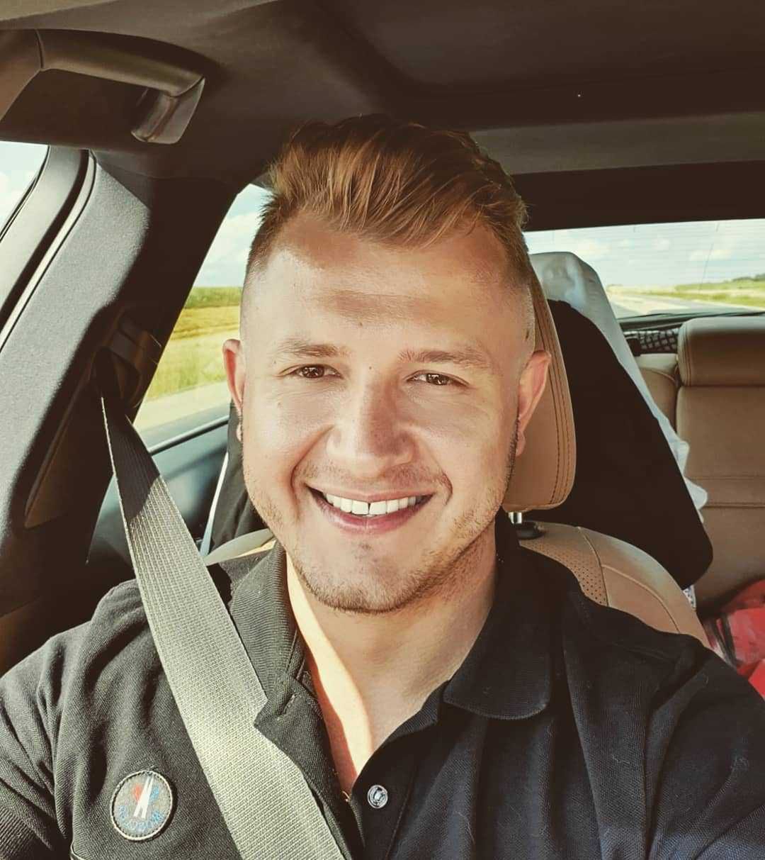 Dawid Narożny Piękni i Młodzi - Instagram
