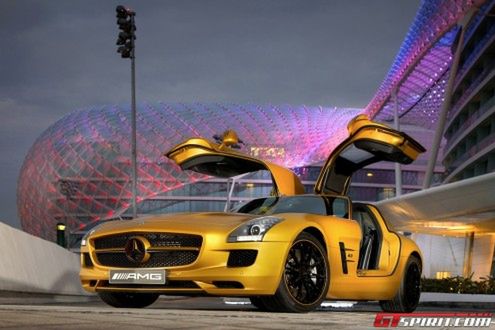 Mercedes-Benz SLS AMG