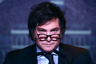 Javier Milei zapowiada drastyczne zmiany w Argentynie. To anarchokapitalista z piłą mechaniczną