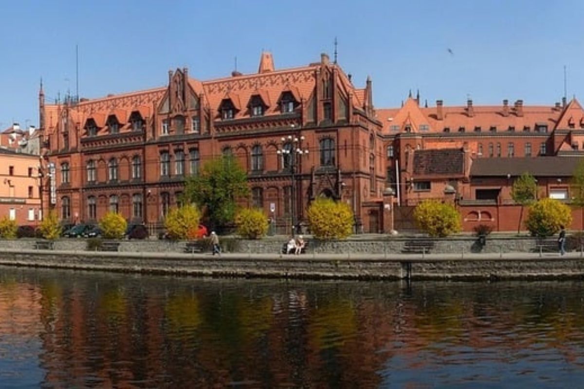 Pogoda w Bydgoszczy. Prognoza na środę 12 listopada. Rano mgły, później przejaśnienia